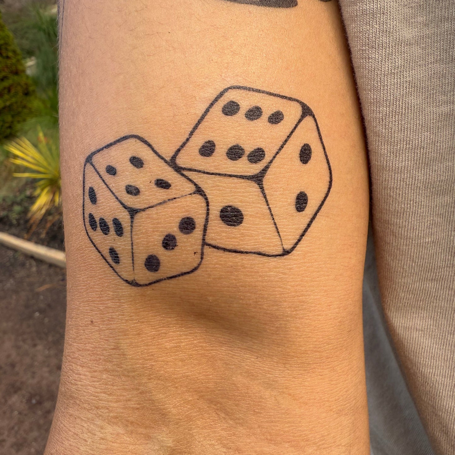 Temporary tattoo dice